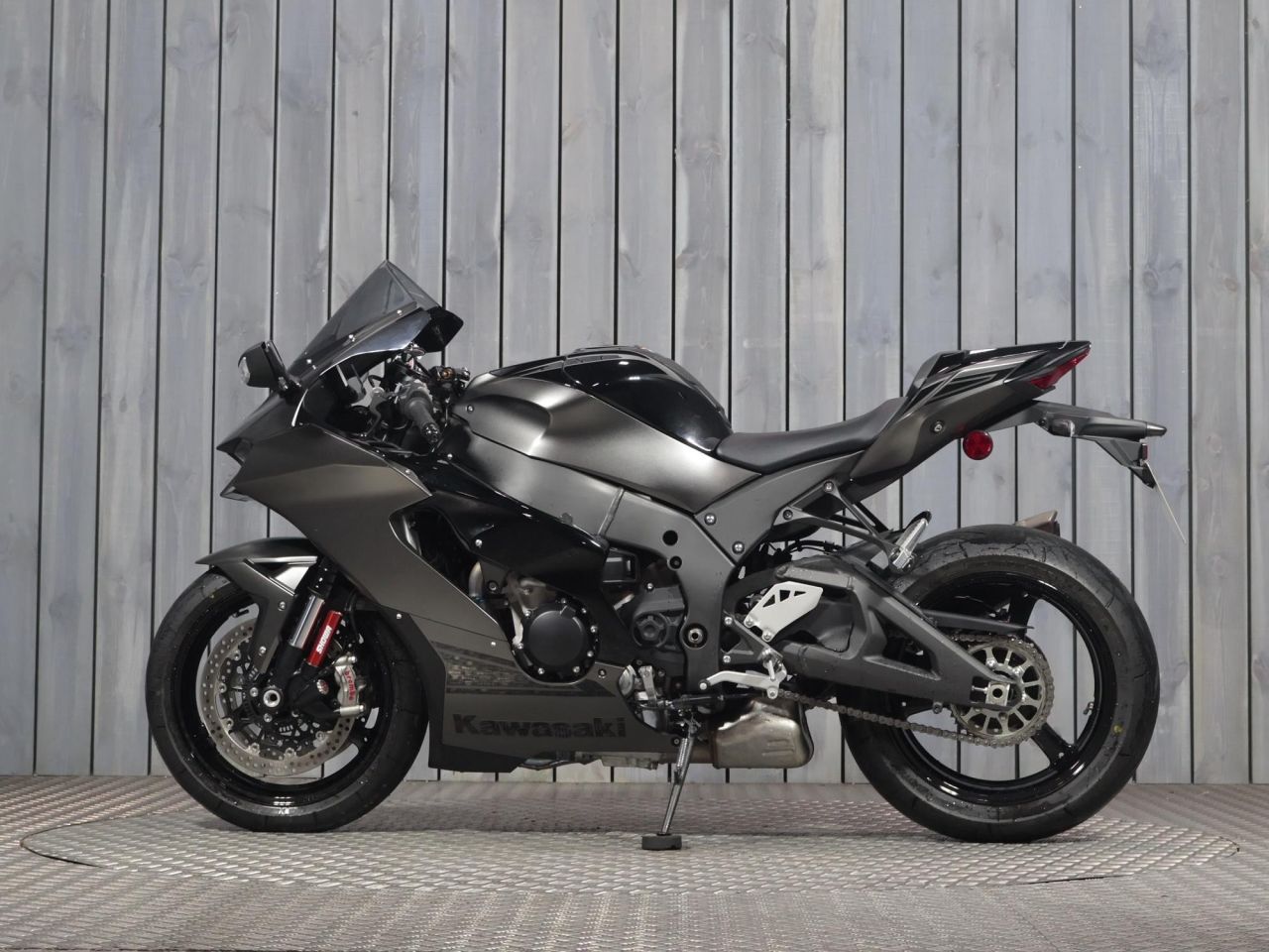 2022 KAWASAKI NINJA ZX-10R BLACK with 1170 miles - Used