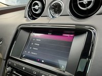 USED 2016 16 JAGUAR XJ 3.0d V6 Portfolio Saloon 4dr Diesel Auto Euro 6 (s/s) (300 ps) 