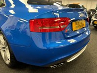USED 2010 10 AUDI S5 4.2 V8 Coupe 2dr Petrol Manual quattro Euro 4 (354 ps) UK DELIVERY FLAT FEE &pound;175 (SUBJECT TO DEAL) *OVER 100 IMAGES ON OUR WEBSITE*BESPOKE FINANCE ARRANGED*PART EXCHANGE WELCOME*ALL VEHICLES HPI CLEAR