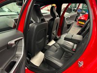 USED 2015 15 VOLVO XC60 2.0 D4 R-Design Lux Nav SUV 5dr Diesel Auto Euro 6 (s/s) (190 ps) UK DELIVERY FLAT FEE &pound;175 (SUBJECT TO DEAL) *OVER 100 IMAGES ON OUR WEBSITE*BESPOKE FINANCE ARRANGED*PART EXCHANGE WELCOME*ALL VEHICLES HPI CLEAR