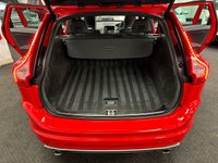 USED 2015 15 VOLVO XC60 2.0 D4 R-Design Lux Nav SUV 5dr Diesel Auto Euro 6 (s/s) (190 ps) UK DELIVERY FLAT FEE &pound;175 (SUBJECT TO DEAL) *OVER 100 IMAGES ON OUR WEBSITE*BESPOKE FINANCE ARRANGED*PART EXCHANGE WELCOME*ALL VEHICLES HPI CLEAR