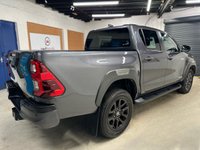 USED 2023 23 TOYOTA HILUX 2.8 D-4D Invincible X Pickup Double Cab 4dr Diesel Auto 4WD Euro 6 (s/s) (204 ps) FANTASTIC CONDITION-TOYOTA WARRANTY