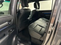 USED 2023 23 TOYOTA HILUX 2.8 D-4D Invincible X Pickup Double Cab 4dr Diesel Auto 4WD Euro 6 (s/s) (204 ps) FANTASTIC CONDITION-TOYOTA WARRANTY