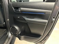 USED 2023 23 TOYOTA HILUX 2.8 D-4D Invincible X Pickup Double Cab 4dr Diesel Auto 4WD Euro 6 (s/s) (204 ps) FANTASTIC CONDITION-TOYOTA WARRANTY
