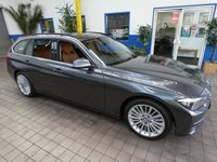 USED 2013 13 BMW 3 SERIES 2.0 320i Luxury Touring 5dr Petrol Auto xDrive Euro 6 (s/s) (184 ps) STUNNING EXAMPLE PROFESSIONAL SAT NAV HEATED LEATHER ELECTRIC MEMORY SEATS CRUISE CONTROL PARKING SENSORS 2 OWNERS SERVICE HISTORY