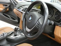 USED 2013 13 BMW 3 SERIES 2.0 320i Luxury Touring 5dr Petrol Auto xDrive Euro 6 (s/s) (184 ps) STUNNING EXAMPLE PROFESSIONAL SAT NAV HEATED LEATHER ELECTRIC MEMORY SEATS CRUISE CONTROL PARKING SENSORS 2 OWNERS SERVICE HISTORY