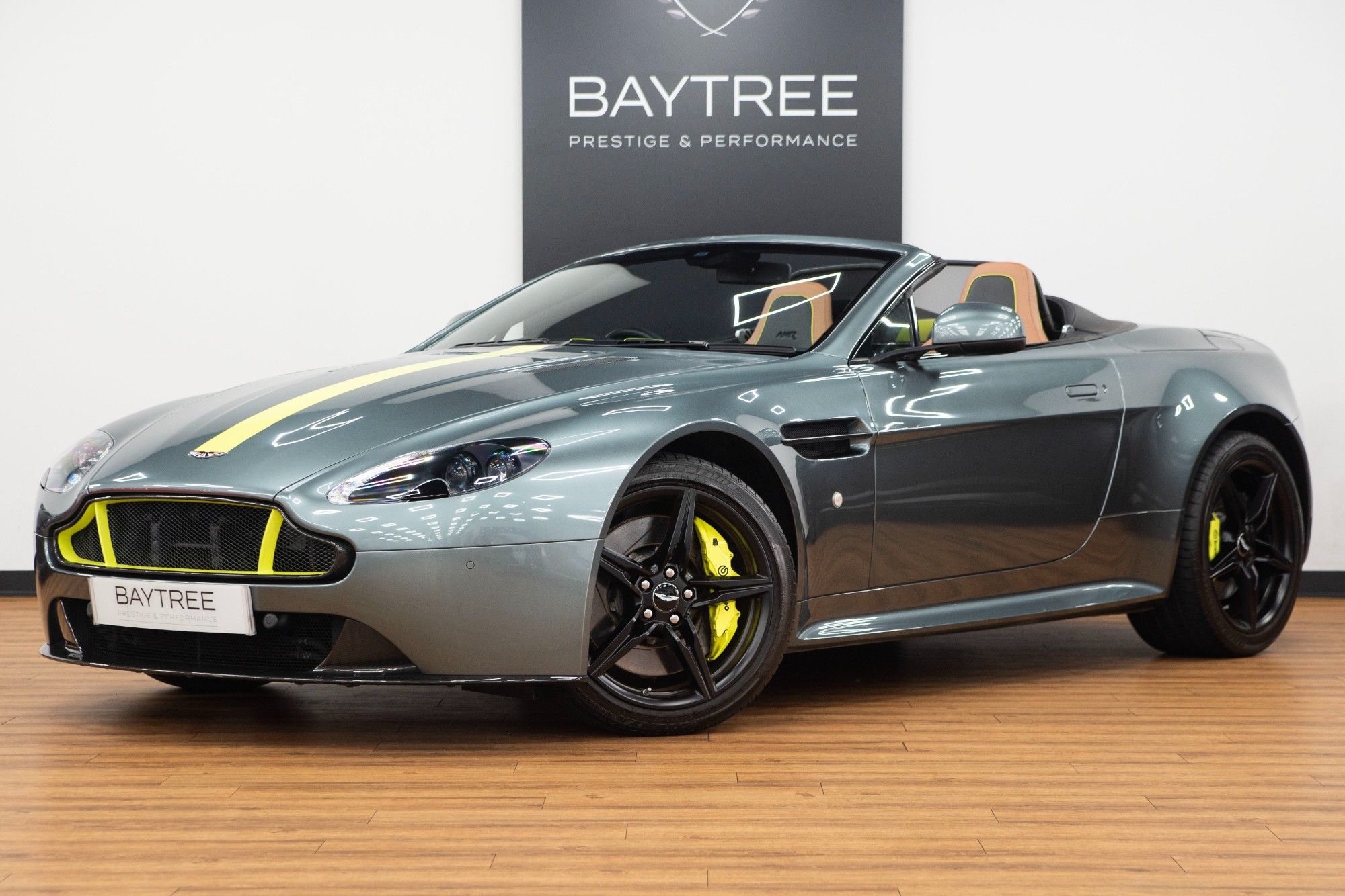 USED 2018 18 ASTON MARTIN VANTAGE 4.7 V8 AMR Roadster Manual 