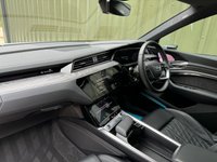 USED 2021 21 AUDI E-TRON 55 Vorsprung Sportback 5dr Electric Auto quattro 95kWh (408 ps) 