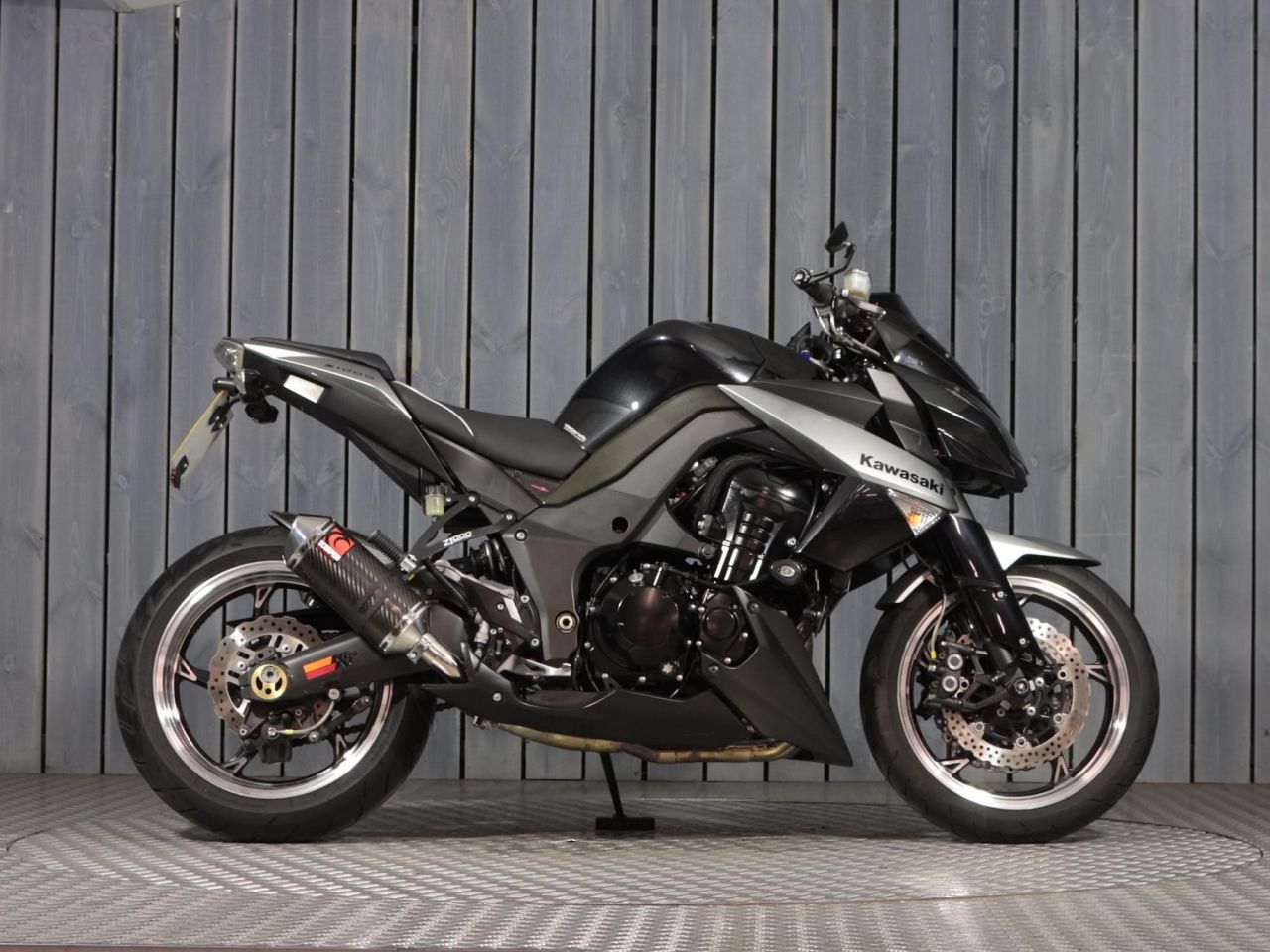 2010 KAWASAKI Z1000 BLACK with 14771 miles - Used Motorbikes