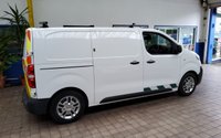 USED 2020 70 VAUXHALL VIVARO-E 3100 75kWh Dynamic Panel Van 5dr Electric Auto L1 H1 (136 ps) 3 SEAT APP SAT NAV REAR CAMERA CRUISE CONTROL PARKING SENSORS 2 OWNER GENUINE LOW MILES WE CAN REMOVE SHELVING RACKING LIGHTING LIVERY/GRAPHICS UPON REQUEST