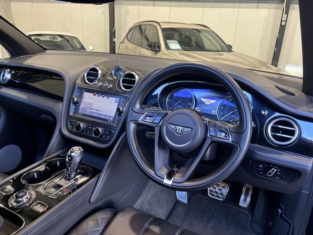 USED 2018 18 BENTLEY BENTAYGA 4.0d V8 SUV 5dr Diesel Auto 4WD Euro 6 (s/s) (435 ps) BENTLEY WARRANTY NOVEMBER 2025
