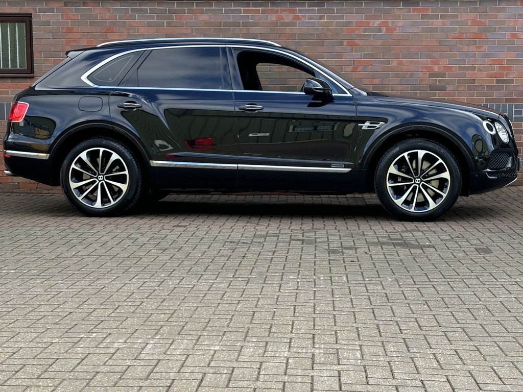 USED 2018 18 BENTLEY BENTAYGA 4.0d V8 SUV 5dr Diesel Auto 4WD Euro 6 (s/s) (435 ps) BENTLEY WARRANTY NOVEMBER 2025