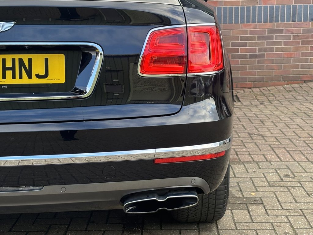 USED 2018 18 BENTLEY BENTAYGA 4.0d V8 SUV 5dr Diesel Auto 4WD Euro 6 (s/s) (435 ps) BENTLEY WARRANTY NOVEMBER 2025