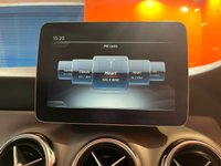 USED 2017 17 MERCEDES-BENZ GLA 2.1 GLA200d Sport SUV 5dr Diesel 7G-DCT Euro 6 (s/s) (136 ps) 2 keys lovely condition