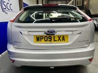 USED 2009 09 FORD FOCUS 1.6 Titanium Hatchback 5dr Petrol Manual (159 g/km, 99 bhp) 