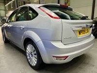 USED 2009 09 FORD FOCUS 1.6 Titanium Hatchback 5dr Petrol Manual (159 g/km, 99 bhp) 
