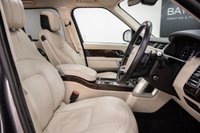 USED 2018 67 LAND ROVER RANGE ROVER 3.0 V6 Vogue SE  