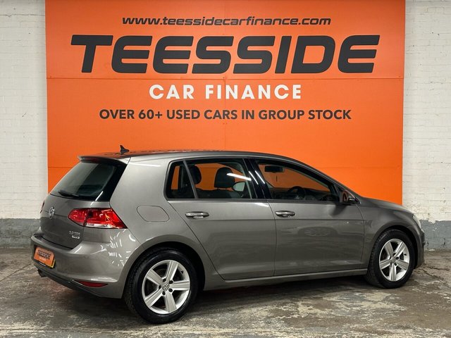 View our VOLKSWAGEN GOLF