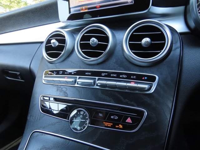 2018 Mercedes-Benz C-CLASS - Photo 11