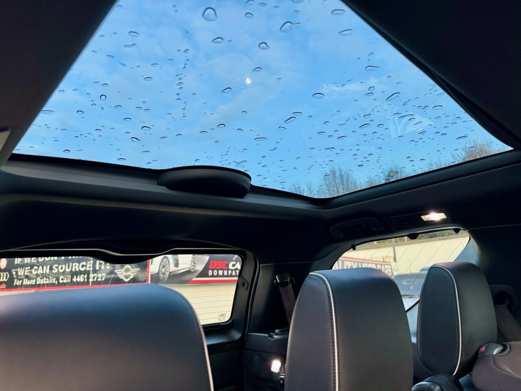 USED 2018 68 LAND ROVER DISCOVERY 3.0 TD V6 HSE SUV 5dr Diesel Auto 4WD Euro 6 (s/s) (258 ps) PANORAMIC ROOF & AIR SUSPENSION
