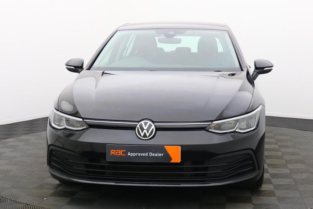 USED 2021 21 VOLKSWAGEN GOLF 1.5 TSI Life Hatchback 5dr Petrol Manual Euro 6 (s/s) (150 ps) Apple Car Play F&R park assist