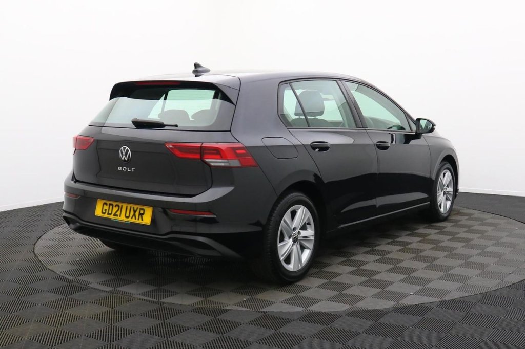 USED 2021 21 VOLKSWAGEN GOLF 1.5 TSI Life Hatchback 5dr Petrol Manual Euro 6 (s/s) (150 ps) Apple Car Play F&R park assist
