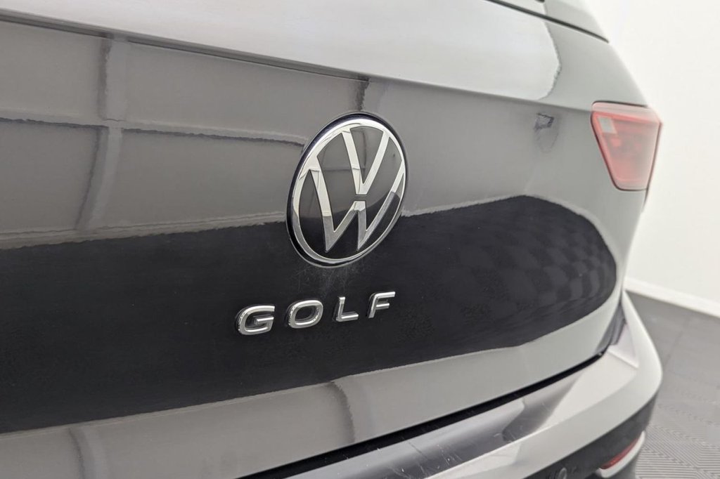 USED 2021 21 VOLKSWAGEN GOLF 1.5 TSI Life Hatchback 5dr Petrol Manual Euro 6 (s/s) (150 ps) Apple Car Play F&R park assist