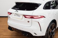 USED 2022 22 JAGUAR F-PACE 5.0 P550 V8 SVR 