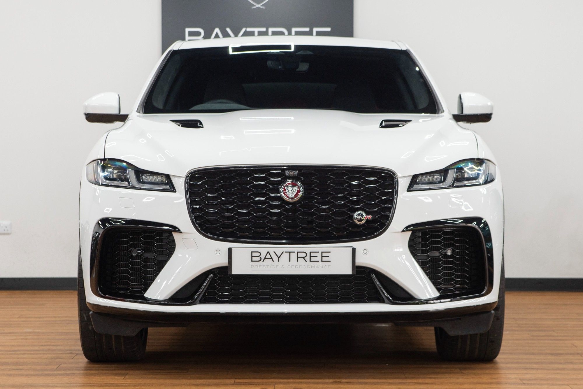 USED 2022 22 JAGUAR F-PACE 5.0 P550 V8 SVR 