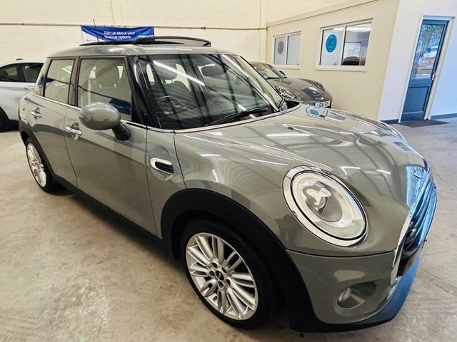 2017 67 MINI Hatch 1.5 Cooper Panoramic Hatchback 5 Door Petrol Manual Euro 6 (s/s) (136 ps)