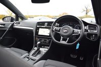 USED 2017 67 VOLKSWAGEN GOLF 1.5 TSI EVO R-Line Hatchback 5dr Petrol DSG Euro 6 (s/s) (150 ps) PAN ROOF / DIG DASH / DYNAUDIO