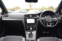 USED 2017 67 VOLKSWAGEN GOLF 1.5 TSI EVO R-Line Hatchback 5dr Petrol DSG Euro 6 (s/s) (150 ps) PAN ROOF / DIG DASH / DYNAUDIO