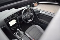 USED 2017 67 VOLKSWAGEN GOLF 1.5 TSI EVO R-Line Hatchback 5dr Petrol DSG Euro 6 (s/s) (150 ps) PAN ROOF / DIG DASH / DYNAUDIO