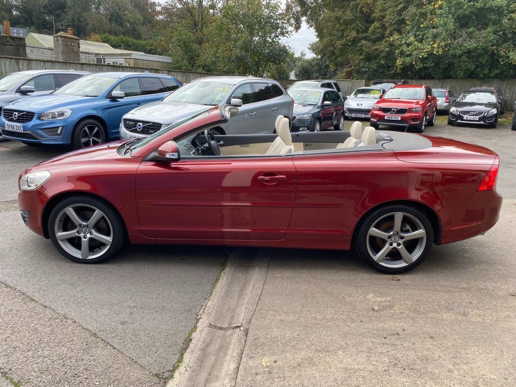 USED 2010 10 VOLVO C70 2.0 D3 SE Lux Convertible 2dr Diesel Geartronic Euro 5 (150 ps) LOW MILEAGE/ FULL SERVICE HISTORY