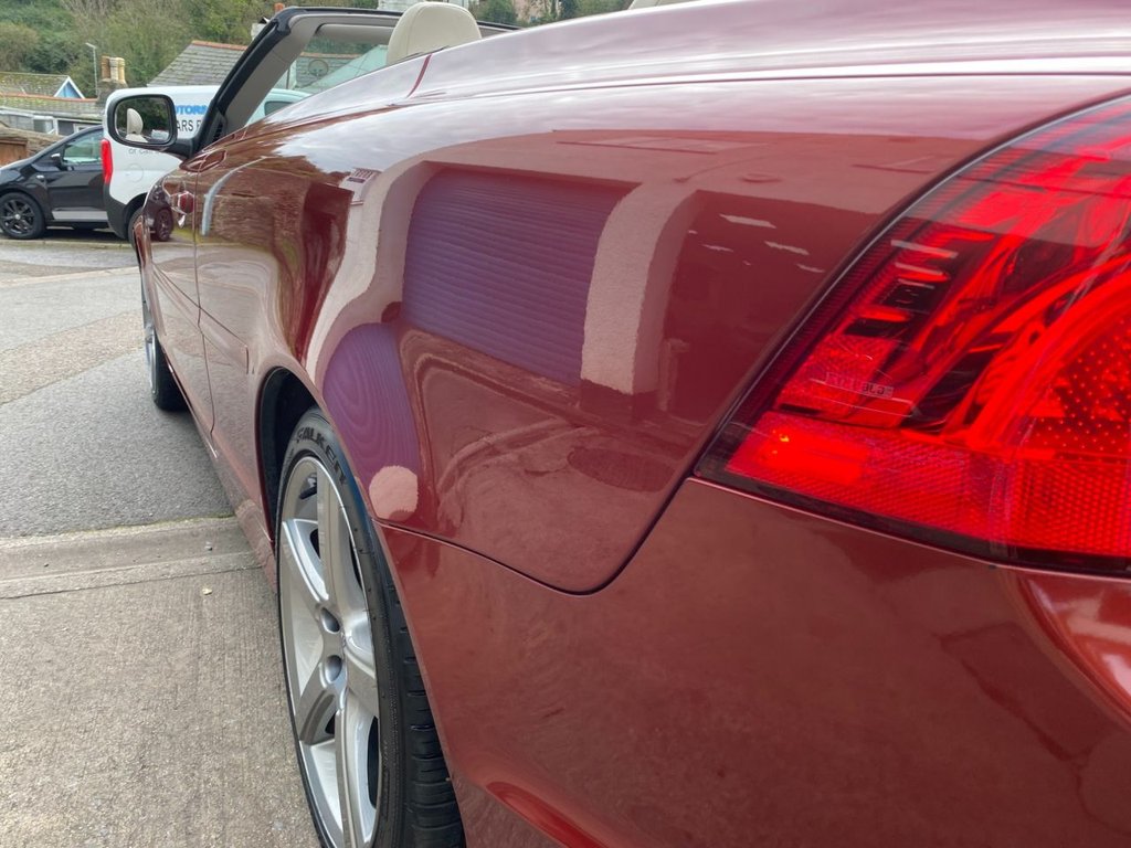 USED 2010 10 VOLVO C70 2.0 D3 SE Lux Convertible 2dr Diesel Geartronic Euro 5 (150 ps) LOW MILEAGE/ FULL SERVICE HISTORY