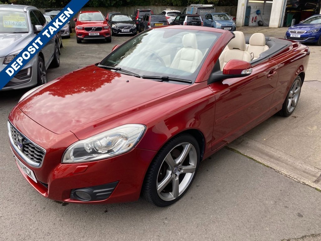 USED 2010 10 VOLVO C70 2.0 D3 SE Lux Convertible 2dr Diesel Geartronic Euro 5 (150 ps) LOW MILEAGE/ FULL SERVICE HISTORY