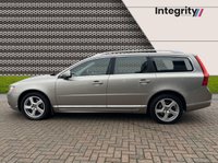 USED 2010 60 VOLVO V70 2.4 D5 SE Lux Estate 5dr Diesel Manual Euro 5 (205 ps) Navigation - Rear Park Assist