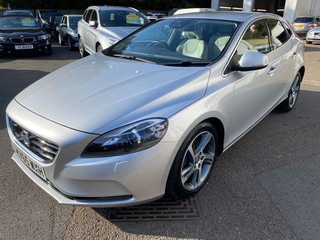 2015 65 Volvo V40 2.0 D2 SE Lux Nav Hatchback 5dr Diesel Manual Euro 6 (s/s) (120 ps)