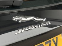 USED 2016 66 JAGUAR F-PACE 3.0 D300 V6 S SUV 5dr Diesel Auto AWD Euro 6 (s/s) (300 ps) Panoramic Roof - Meridian Speakers