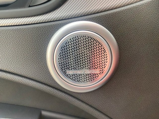 2020 Alfa Romeo Stelvio 2L Veloce 5dr - Photo 11