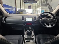 USED 2014 64 KIA SPORTAGE 1.7 CRDi EcoDynamics 4 SUV 5dr Diesel Manual 2WD Euro 5 (s/s) (114 bhp) Front & Rear Parking Sensors, Heated Front & Rear Seats, Satellite Navigation