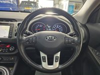 USED 2014 64 KIA SPORTAGE 1.7 CRDi EcoDynamics 4 SUV 5dr Diesel Manual 2WD Euro 5 (s/s) (114 bhp) Front & Rear Parking Sensors, Heated Front & Rear Seats, Satellite Navigation