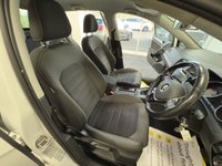 USED 2016 16 VOLKSWAGEN GOLF 2.0 TDI BlueMotion Tech GT Hatchback 5dr Diesel DSG Euro 6 (s/s) (150 ps) SATNAV BLUETOOTH DAB+FM AUTO