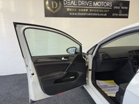 USED 2016 16 VOLKSWAGEN GOLF 2.0 TDI BlueMotion Tech GT Hatchback 5dr Diesel DSG Euro 6 (s/s) (150 ps) SATNAV BLUETOOTH DAB+FM AUTO