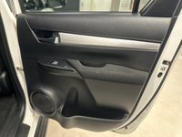 USED 2021 71 TOYOTA HILUX 2.4 D-4D Icon Pickup Double Cab 4dr Diesel Auto 4WD Euro 6 (s/s) (150 ps) FANTASTIC CONDITION - WARRANTY