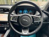 USED 2017 67 JAGUAR F-PACE 3.0 D300 V6 Portfolio SUV 5dr Diesel Auto AWD Euro 6 (s/s) (300 ps) 