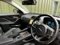 USED 2017 67 JAGUAR F-PACE 3.0 D300 V6 Portfolio SUV 5dr Diesel Auto AWD Euro 6 (s/s) (300 ps) 