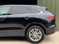 USED 2017 67 JAGUAR F-PACE 3.0 D300 V6 Portfolio SUV 5dr Diesel Auto AWD Euro 6 (s/s) (300 ps) 