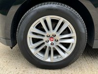 USED 2017 67 JAGUAR F-PACE 3.0 D300 V6 Portfolio SUV 5dr Diesel Auto AWD Euro 6 (s/s) (300 ps) 