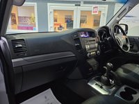 USED 2011 11 MITSUBISHI SHOGUN 3.2 DI-DC Equippe 4work SUV 3dr Diesel Manual 4WD L3 (207 g/km, 197 bhp) NO VAT, Rare Truck, Manual